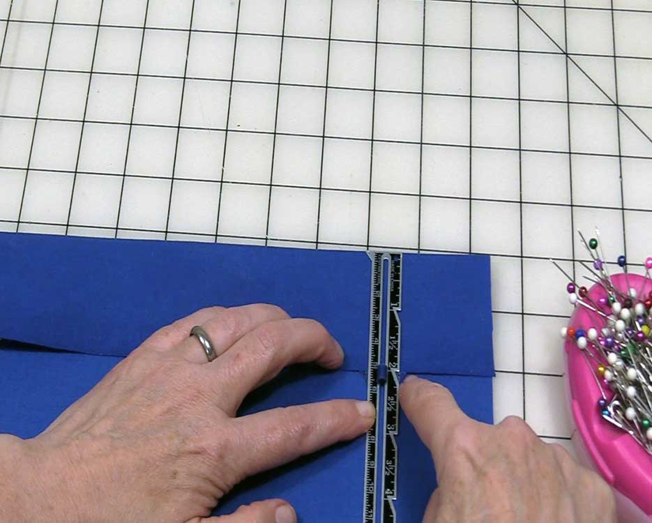 How to Use a Seam Gauge to Measure Waistbands and Hems 